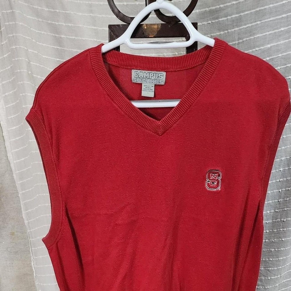 NC STATE Vintage Red cotton sweater vest with embroidered logo Sz L 100% Cotton